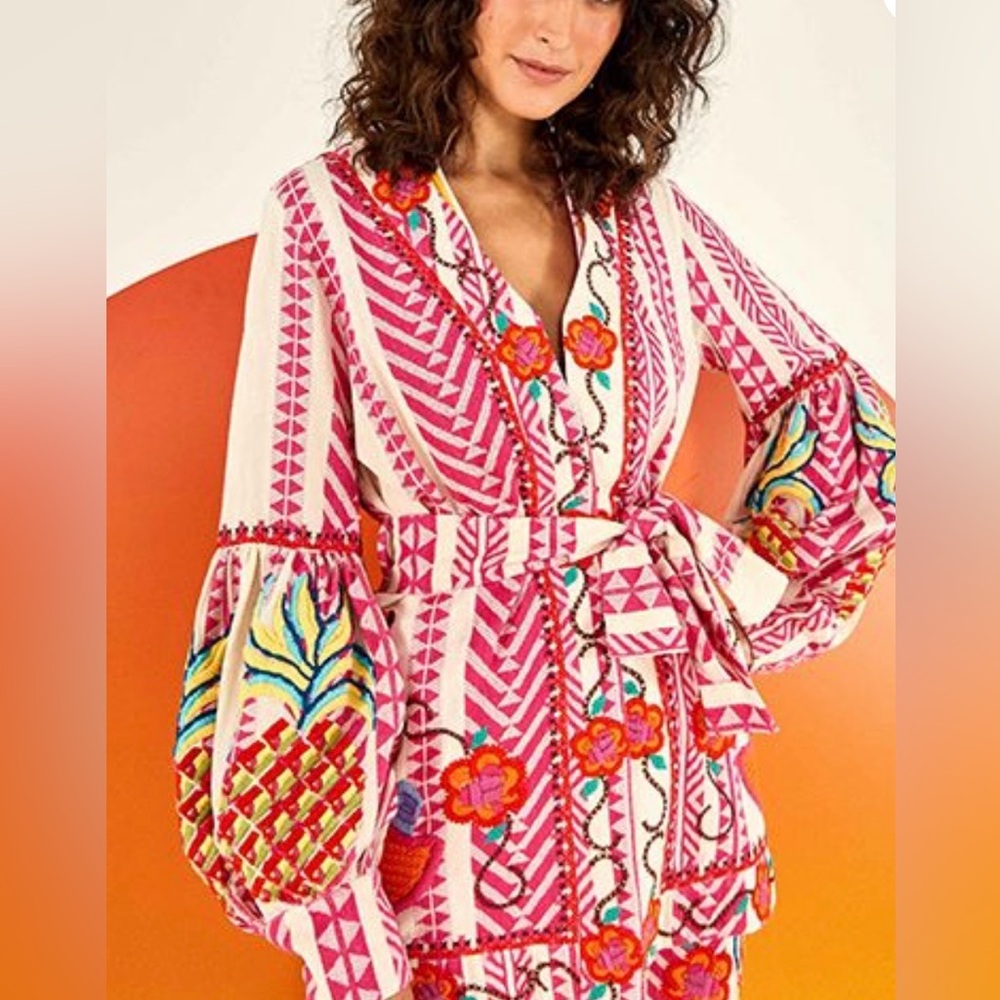 Farm Rio Embroidered jacquard Pink and Cream Belted jacket - Picture 5 of 15